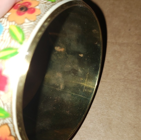 Vintage Floral Bangle Bracelet - Picture 4 of 6